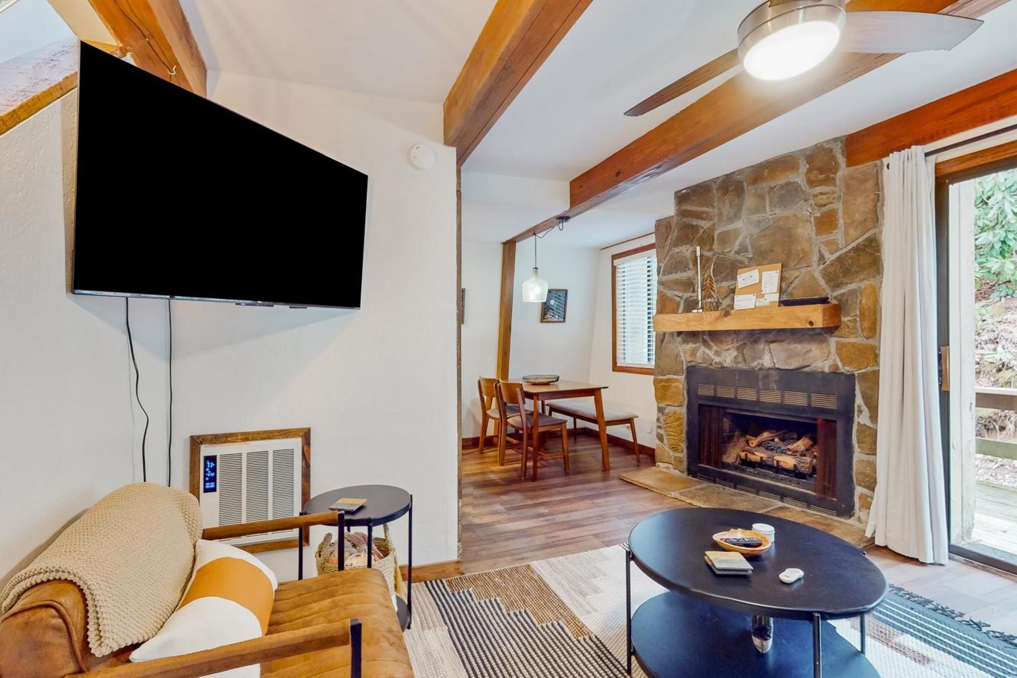 Apartment 30a Creekside Banner Elk
